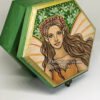 Flower Fairy – Pintura Original en Acrílico sobre Caja de Madera