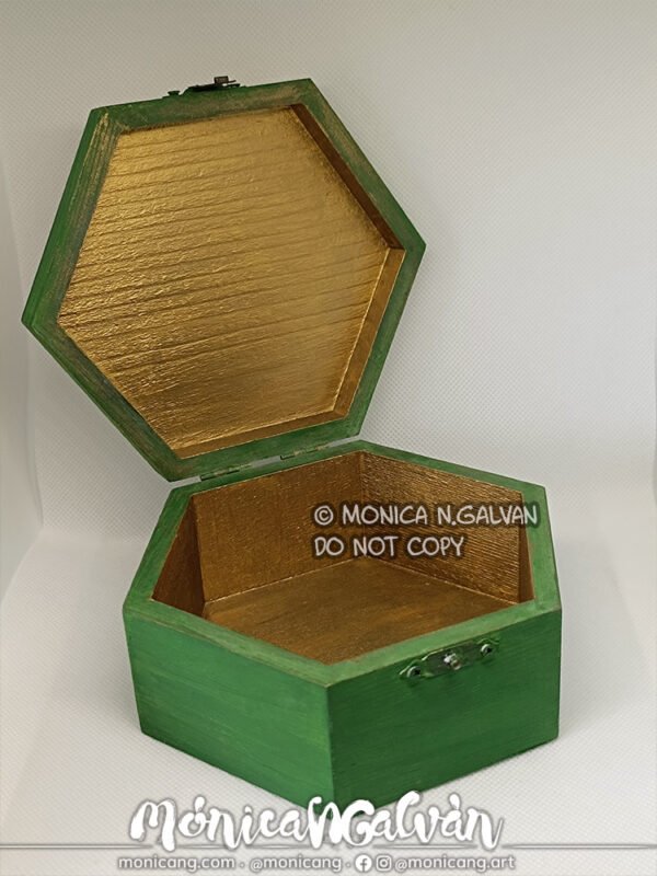 Flower Fairy – Pintura Original en Acrílico sobre Caja de Madera